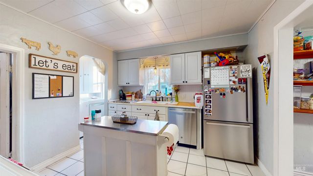 362 7th Ave N, Twin Falls, ID 83301