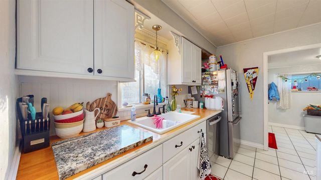 362 7th Ave N, Twin Falls, ID 83301