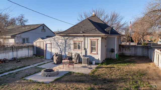 362 7th Ave N, Twin Falls, ID 83301