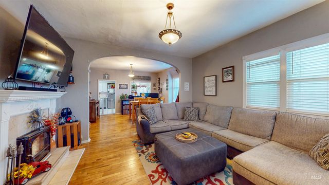 362 7th Ave N, Twin Falls, ID 83301