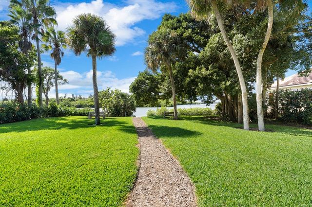 1036 Orchid Oak Drive, Vero Beach, FL 32963