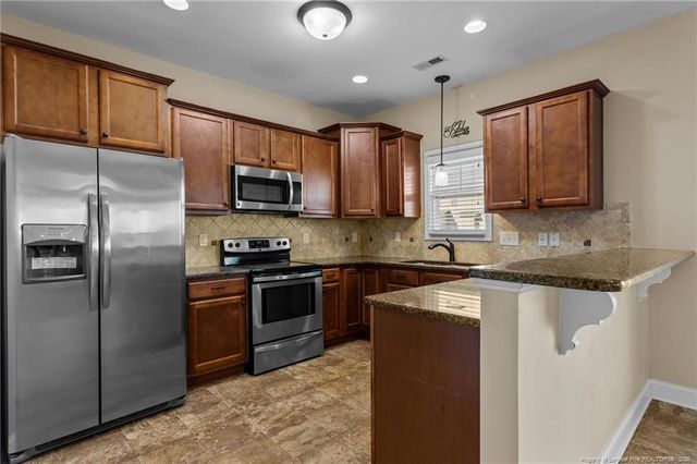 808 Bellingham Way, Fayetteville, NC 28312