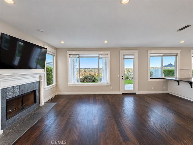 18 Lyon, Aliso Viejo, CA 92656
