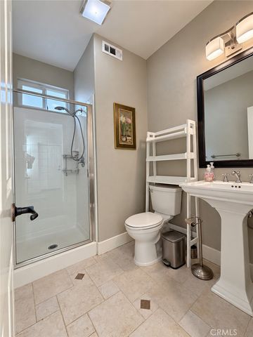 18 Lyon, Aliso Viejo, CA 92656