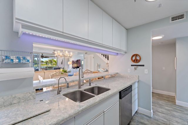 353 S Us Highway 1 C106, Jupiter, FL 33477