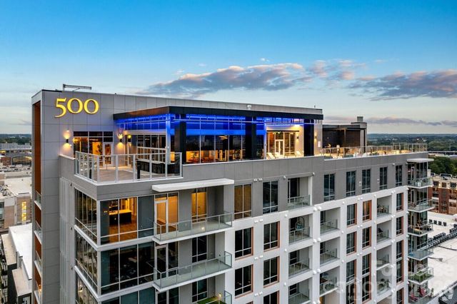 500 W Trade Street B3.T, Charlotte, NC 28202