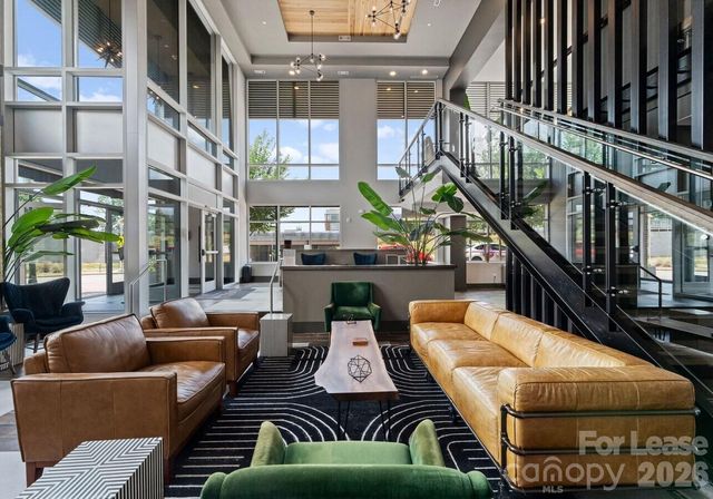 500 W Trade Street B3.T, Charlotte, NC 28202