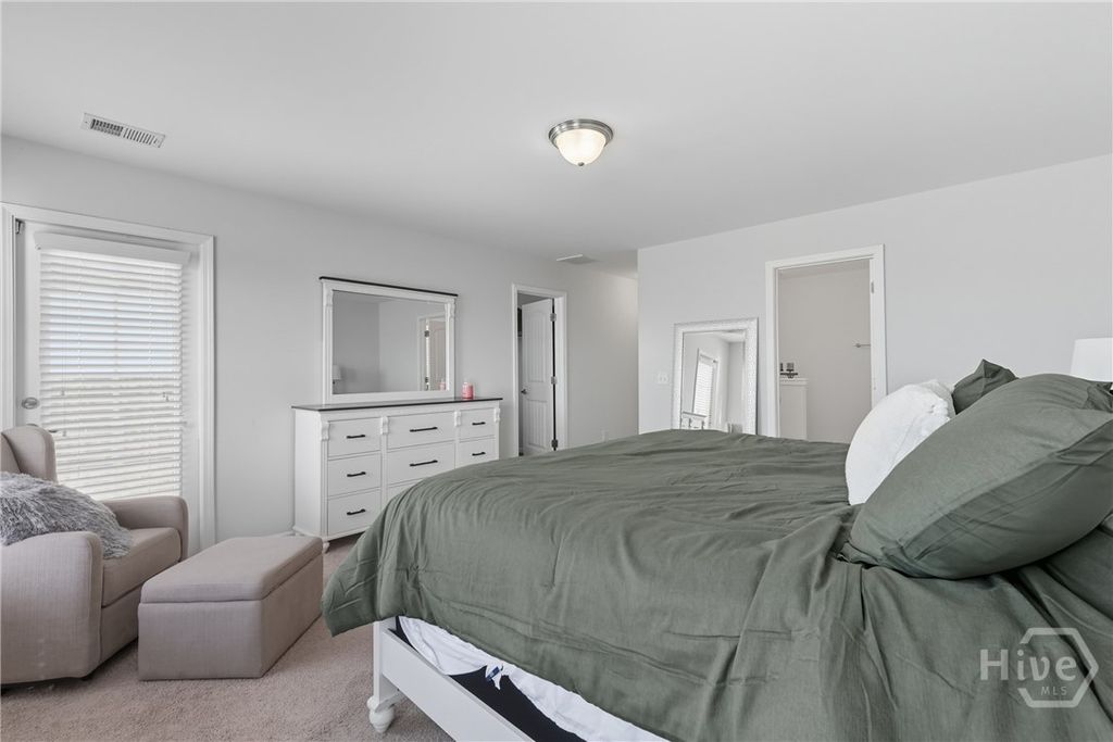 Image 19 of property listing at 12 Pomona Circle, Savannah, GA 31419