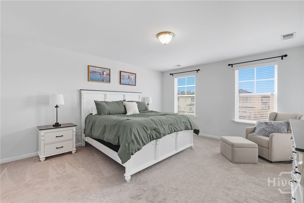 Image 9 of property listing at 12 Pomona Circle, Savannah, GA 31419