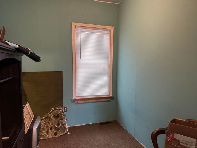 2426 Thompson Avenue, Fort Wayne, IN 46807