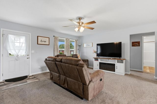6607 Fascination Way, Hillsboro, OH 45133