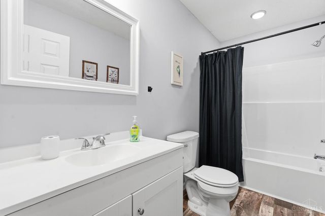 6607 Fascination Way, Hillsboro, OH 45133