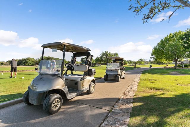 10900 Crown Colony DR 2, Austin, TX 78747