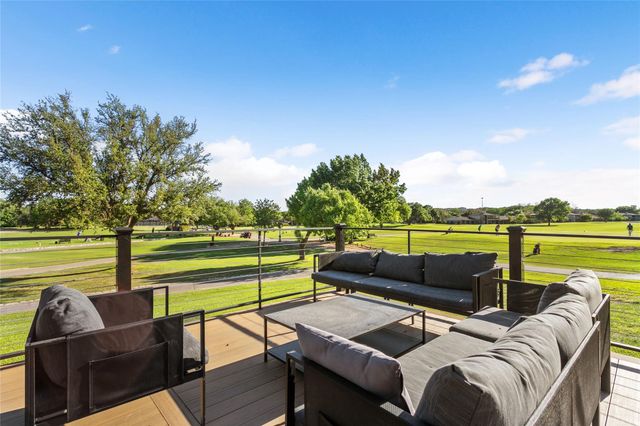 10900 Crown Colony DR 2, Austin, TX 78747