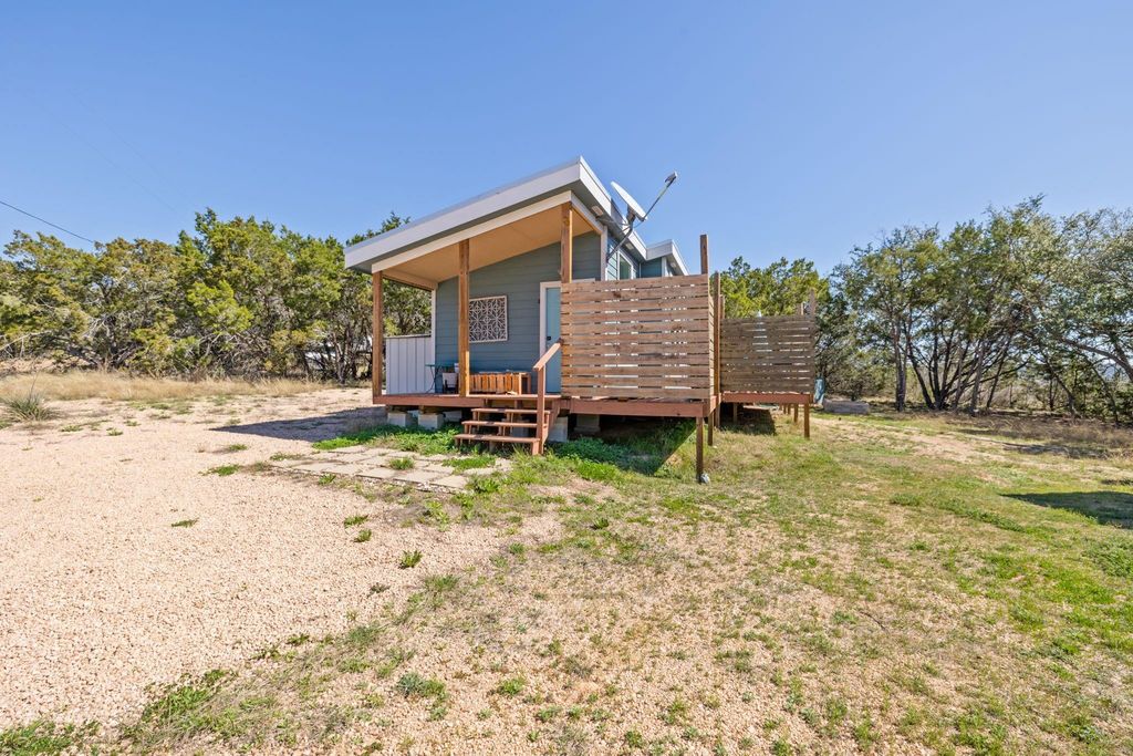 5705 Shirley DR, Marble Falls, TX 78654