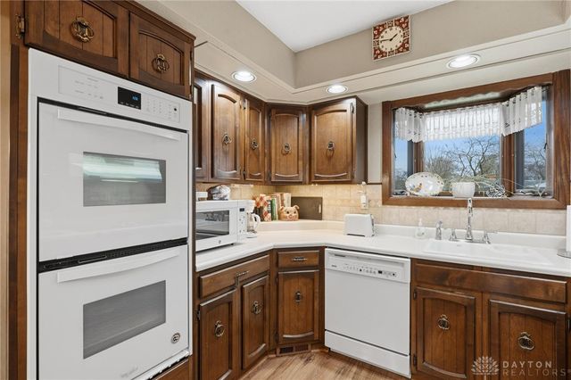 129 Outerview Drive, Xenia, OH 45385