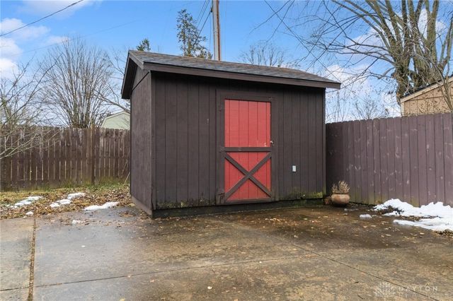 129 Outerview Drive, Xenia, OH 45385