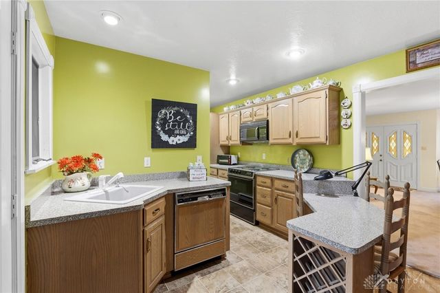 129 Outerview Drive, Xenia, OH 45385