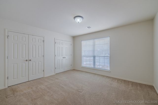 9109 N 153rd Court E, Owasso, OK 74055