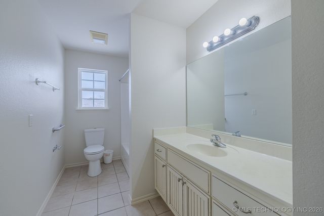 9109 N 153rd Court E, Owasso, OK 74055