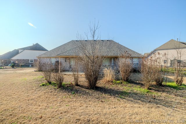 9109 N 153rd Court E, Owasso, OK 74055