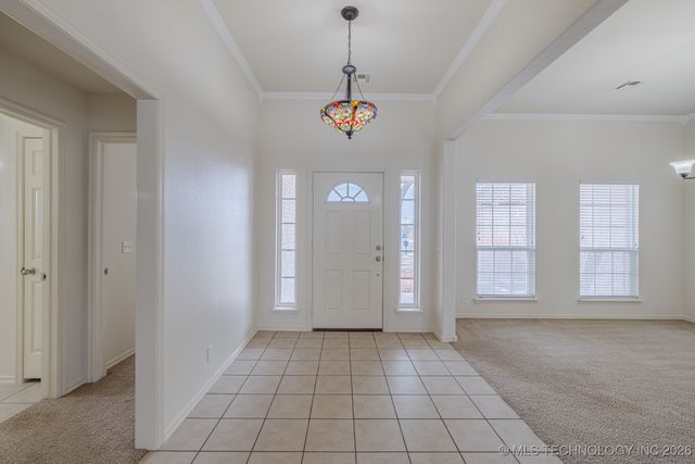 9109 N 153rd Court E, Owasso, OK 74055