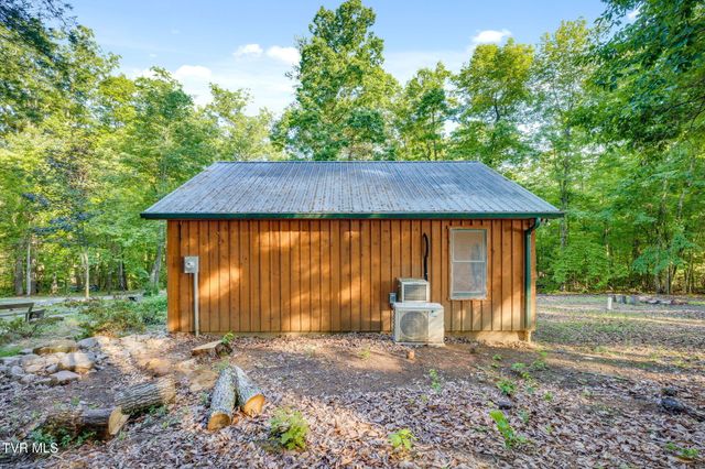 200 Preacher Laws Road, Afton, TN 37616