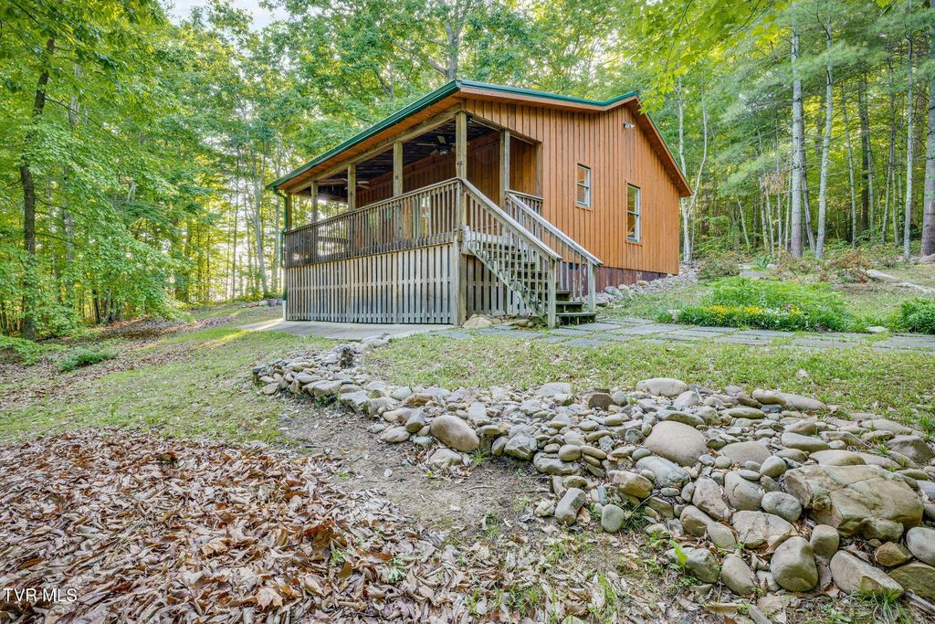 200 Preacher Laws Road, Afton, TN 37616