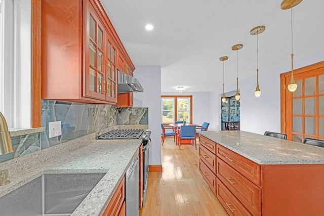 1465 Shawsheen Street, Tewksbury, MA 01876