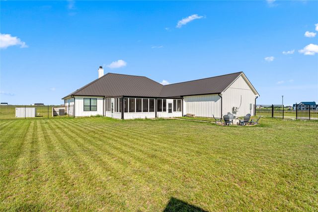 251 Willow Moon Ranch Road, Crawford, TX 76638