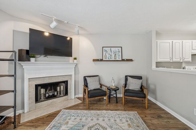 3323 Harpeth Springs Dr, Nashville, TN 37221