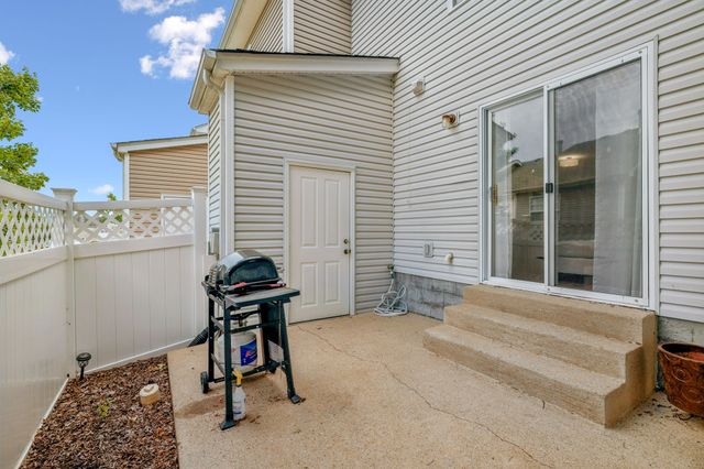 3323 Harpeth Springs Dr, Nashville, TN 37221