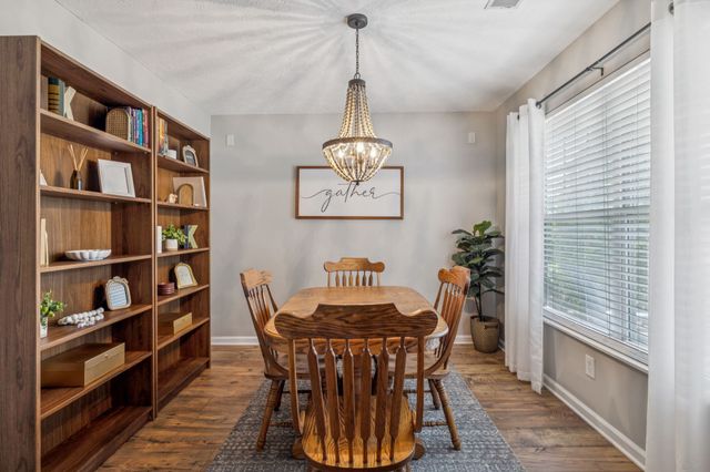 3323 Harpeth Springs Dr, Nashville, TN 37221