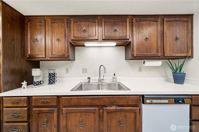 7423 Zircon Drive SW, Lakewood, WA 98498