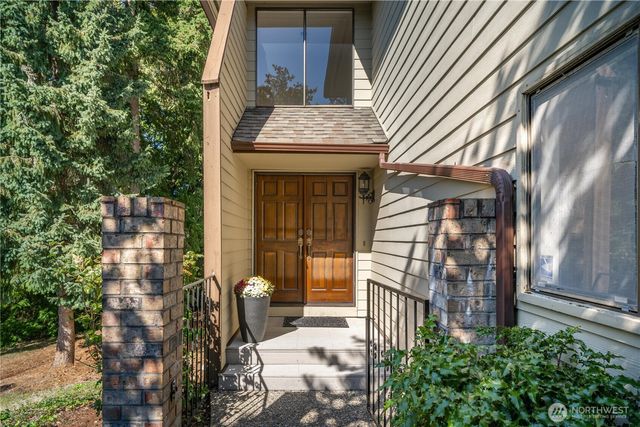 7423 Zircon Drive SW, Lakewood, WA 98498