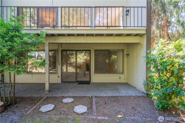 7423 Zircon Drive SW, Lakewood, WA 98498