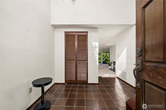 7423 Zircon Drive SW, Lakewood, WA 98498