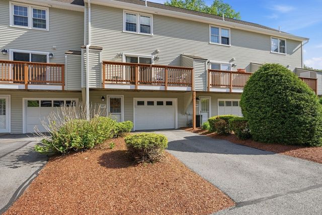 107 Patrick Rd 107, Tewksbury, MA 01876