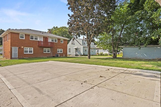 4822 N 45th STREET, Milwaukee, WI 53218
