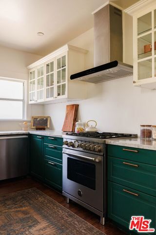 1419 Rolland Curtis Place, Los Angeles, CA 90062