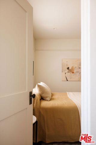 1419 Rolland Curtis Place, Los Angeles, CA 90062