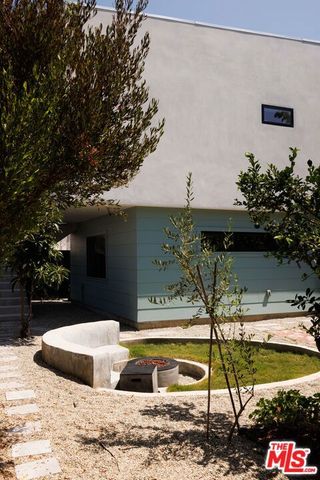 1419 Rolland Curtis Place, Los Angeles, CA 90062
