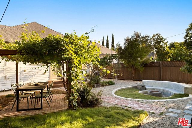 1419 Rolland Curtis Place, Los Angeles, CA 90062