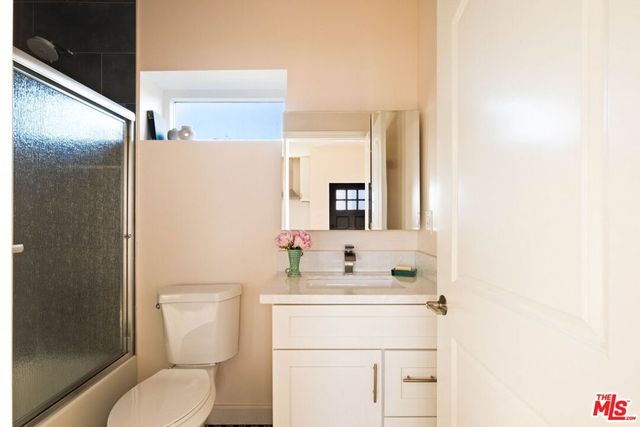 1419 Rolland Curtis Place, Los Angeles, CA 90062