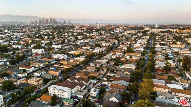 1419 Rolland Curtis Place, Los Angeles, CA 90062