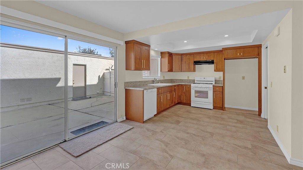 15279 Cadiz, Westminster, CA 92683 — exterior