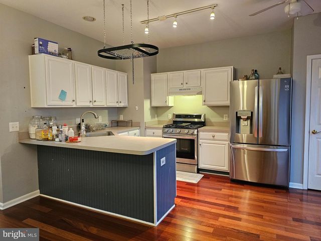 120 CREEKMONT CT, Newark, DE 19702