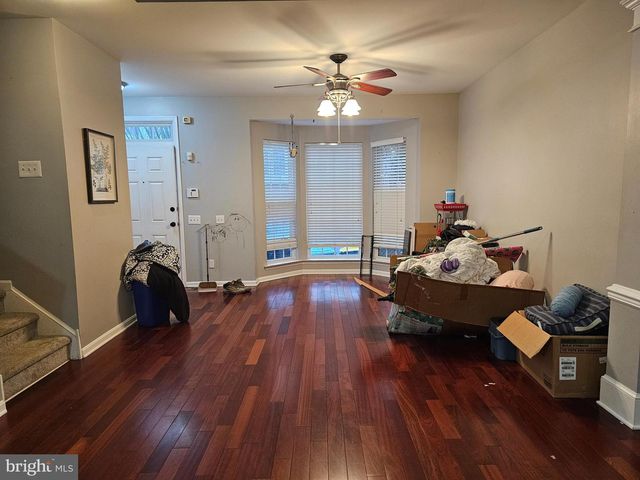 120 CREEKMONT CT, Newark, DE 19702