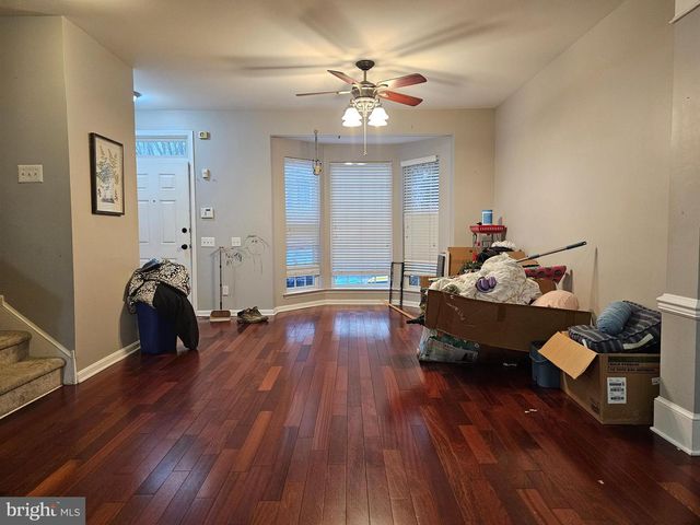 120 CREEKMONT CT, Newark, DE 19702