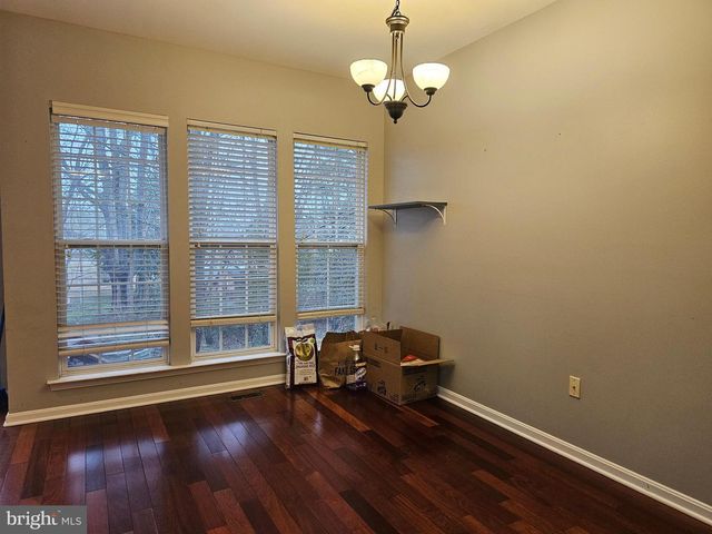 120 CREEKMONT CT, Newark, DE 19702